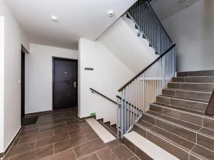 Pronájem bytu 1+kk, Praha - Záběhlice, Klapálkova, 31 m2