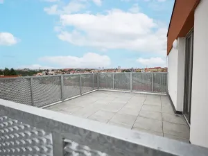 Pronájem bytu 2+kk, Plzeň, Železniční, 78 m2