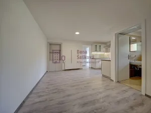 Pronájem bytu 3+kk, Jindřichův Hradec, sídliště Vajgar, 44 m2