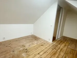 Pronájem bytu 3+kk, Praha - Kobylisy, Pod statky, 55 m2