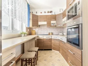 Prodej bytu 3+1, Kolín, Hasičská, 74 m2