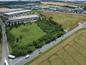 Pronájem komerčního pozemku, Praha, 500 m2