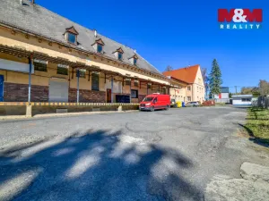 Prodej výrobních prostor, Mariánské Lázně - Úšovice, U Mlékárny, 1870 m2