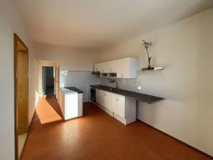 Pronájem bytu 3+1, Liberec, Dobiášova, 75 m2