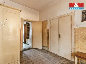 Prodej bytu 2+1, Hejnice, 72 m2