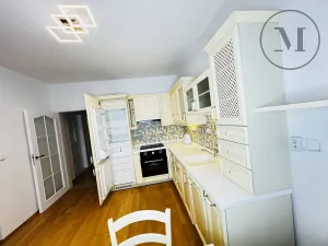 Pronájem bytu 1+1, České Budějovice, Riegrova, 55 m2