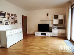 Pronájem bytu 2+kk, Praha - Záběhlice, Mattioliho, 65 m2