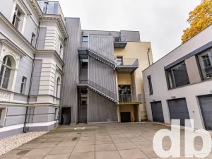 Pronájem kanceláře, Cheb, 26. dubna, 260 m2