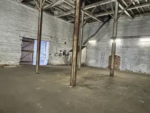 Pronájem skladu, Pardubice, Jana Palacha, 188 m2