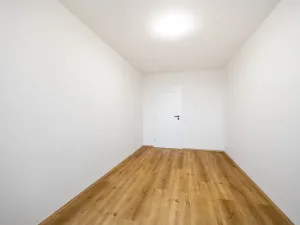 Prodej bytu 3+1, Praha - Černý Most, Vybíralova, 79 m2