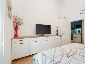 Prodej bytu 2+kk, Křížkový Újezdec, 46 m2