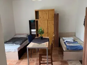 Pronájem pokoje, Praha - Uhříněves, Jindřicha Bubeníčka, 23 m2