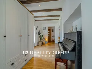 Pronájem rodinného domu, Skalka, 446 m2