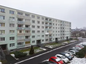 Pronájem bytu 2+1, Kadaň, Na Podlesí, 55 m2