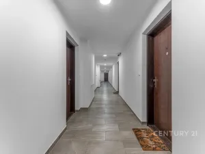 Pronájem bytu 1+kk, Praha - Třebonice, K metru, 28 m2