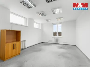 Pronájem výrobních prostor, Libušín, Důl Max, 768 m2