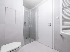 Pronájem bytu 1+kk, Praha, Poděbradská, 33 m2