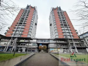 Prodej garážového stání, Praha - Strašnice, Vinohradská, 11 m2