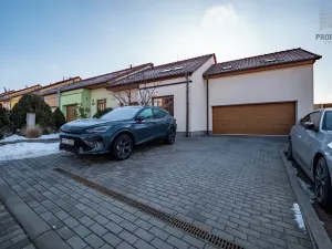 Prodej rodinného domu, Rosice, Malackova, 162 m2