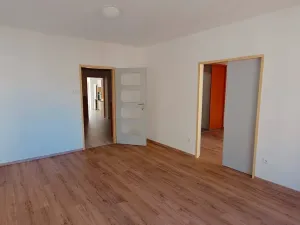 Pronájem bytu 3+1, České Budějovice, Jeronýmova, 108 m2