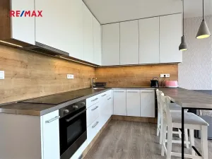 Prodej bytu 1+kk, Plzeň, V Zahrádkách, 39 m2