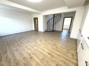 Pronájem bytu 3+kk, Rostěnice-Zvonovice - Rostěnice, 111 m2