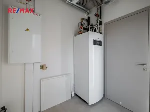 Prodej rodinného domu, Praha - Horní Počernice, Krotitelů, 197 m2