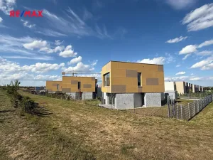 Prodej rodinného domu, Praha - Horní Počernice, Krotitelů, 197 m2