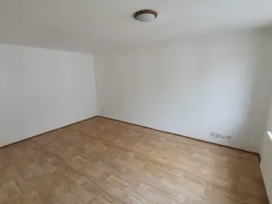 Pronájem bytu 1+kk, Liberec, Vaňurova, 35 m2