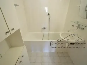 Prodej bytu 2+1, Hranice, Obránců míru, 60 m2