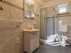 Prodej vícegeneračního domu, Medulin, Chorvatsko, Pošesi, 150 m2