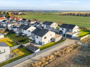 Prodej rodinného domu, Zlonín, Lísková, 192 m2