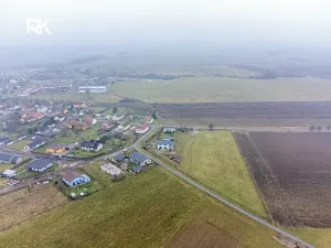 Prodej pozemku pro bydlení, Uhersko, 944 m2