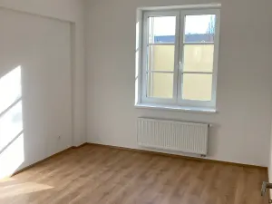 Pronájem bytu 2+kk, Praha - Žižkov, Na rovnosti, 56 m2