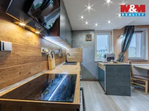 Prodej bytu 3+kk, Karlovy Vary - Rybáře, Borová, 43 m2