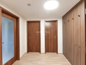 Pronájem bytu 2+kk, Praha - Smíchov, Vackové, 70 m2