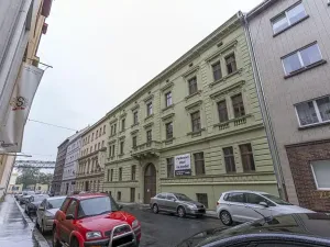 Pronájem bytu 2+kk, Praha - Smíchov, Pivovarská, 60 m2