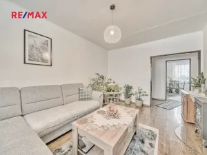 Prodej bytu 3+1, Mukařov, Pražská, 64 m2