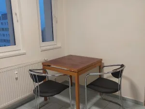 Pronájem bytu 1+kk, Praha - Troja, Olštýnská, 27 m2
