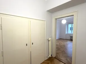 Pronájem bytu 2+kk, Praha - Vinohrady, Kouřimská, 54 m2