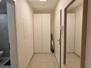 Pronájem bytu 1+kk, Praha - Jinonice, Walterovo náměstí, 25 m2