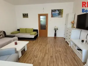 Prodej bytu 2+1, Znojmo, Na Vinici, 56 m2
