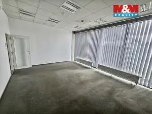 Pronájem kanceláře, Nupaky, Komerční, 100 m2