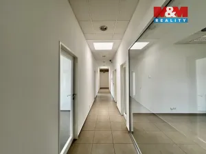 Pronájem kanceláře, Nupaky, Komerční, 100 m2