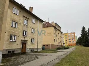 Prodej bytu 3+kk, Trhové Sviny, Sídliště, 69 m2