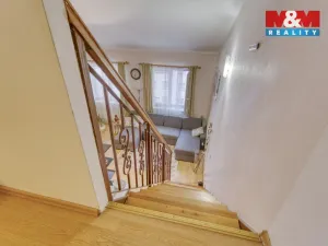 Prodej bytu 3+kk, Šestajovice, Komenského, 78 m2