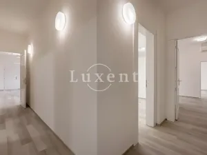 Pronájem bytu 3+1, Praha - Nové Město, Václavské náměstí, 156 m2