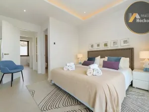 Prodej vily, Marbella, Španělsko, 611 m2