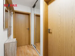 Prodej bytu 1+kk, Hostivice, Ječná, 32 m2