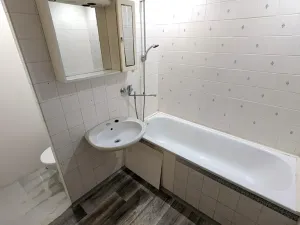 Pronájem bytu 2+1, Chomutov, Dřínovská, 61 m2